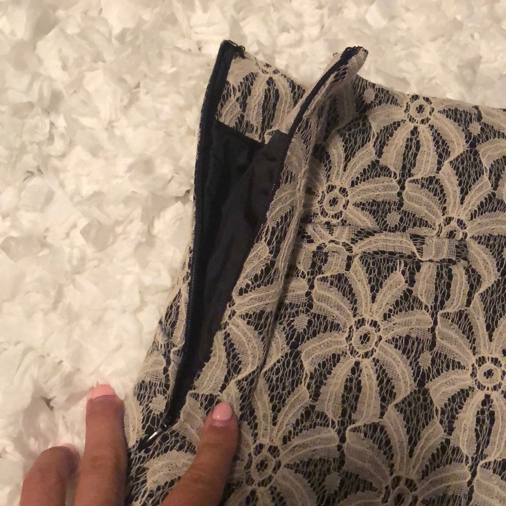 Shorts - Picture 5 of 6